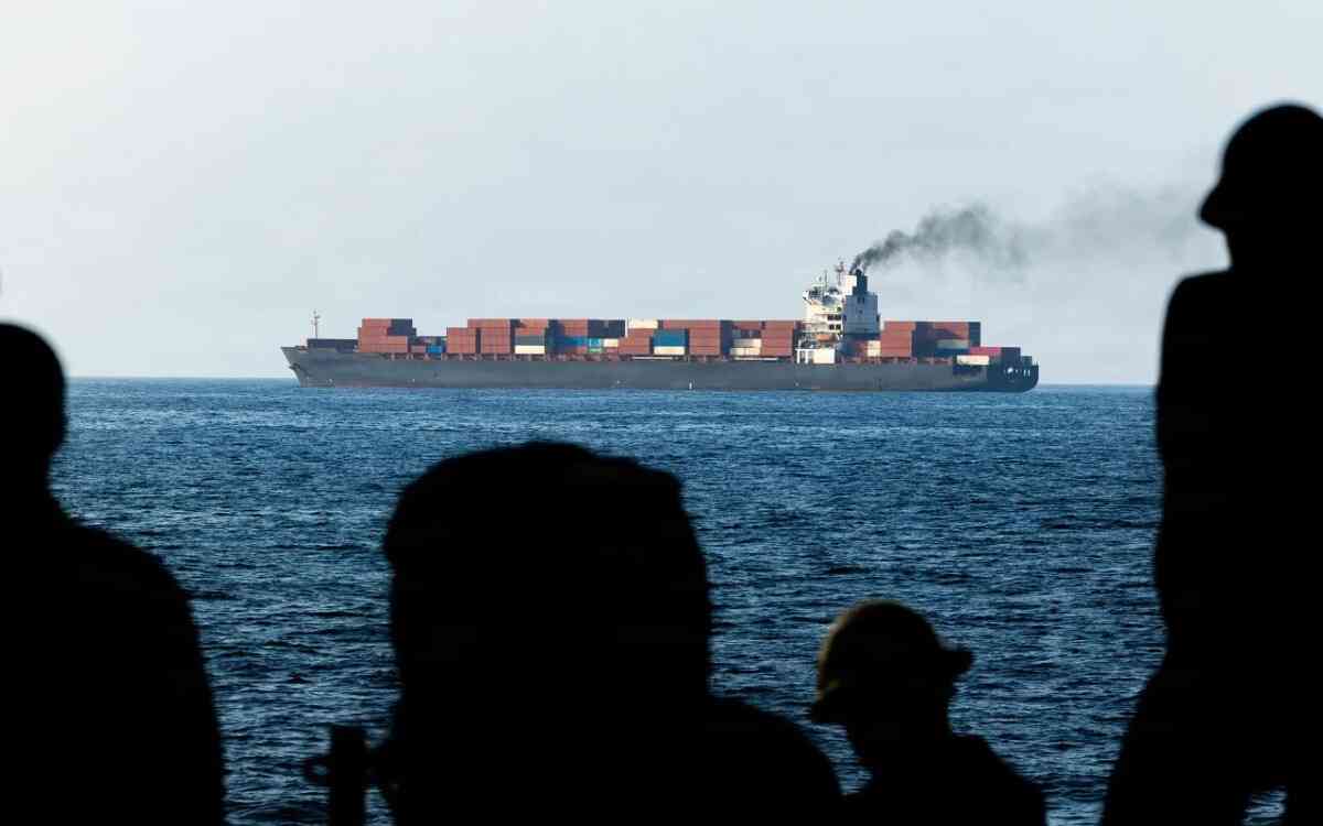 中国からイランへ向かっていた拿捕船、船内で見つかった物資は「最高機密」　トランプ氏（CNN.co.jp） - Yahoo!ニュース