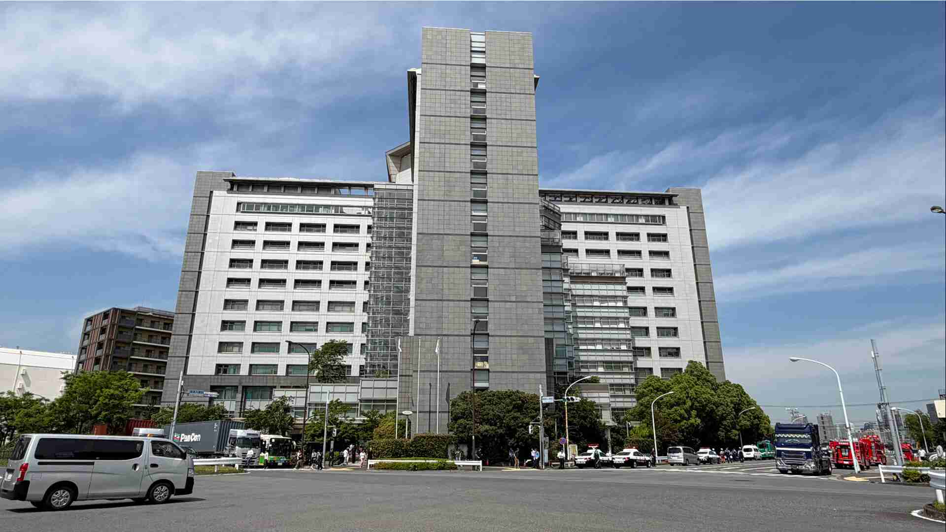 【速報】「収容者のトルコ国籍の男性が房から逃走した」東京出入国在留管理局で飛び降りようとしているか 現在職員らが本人を説得中　警視庁（TBS NEWS DIG Powered by JNN） - Yahoo!ニュース
