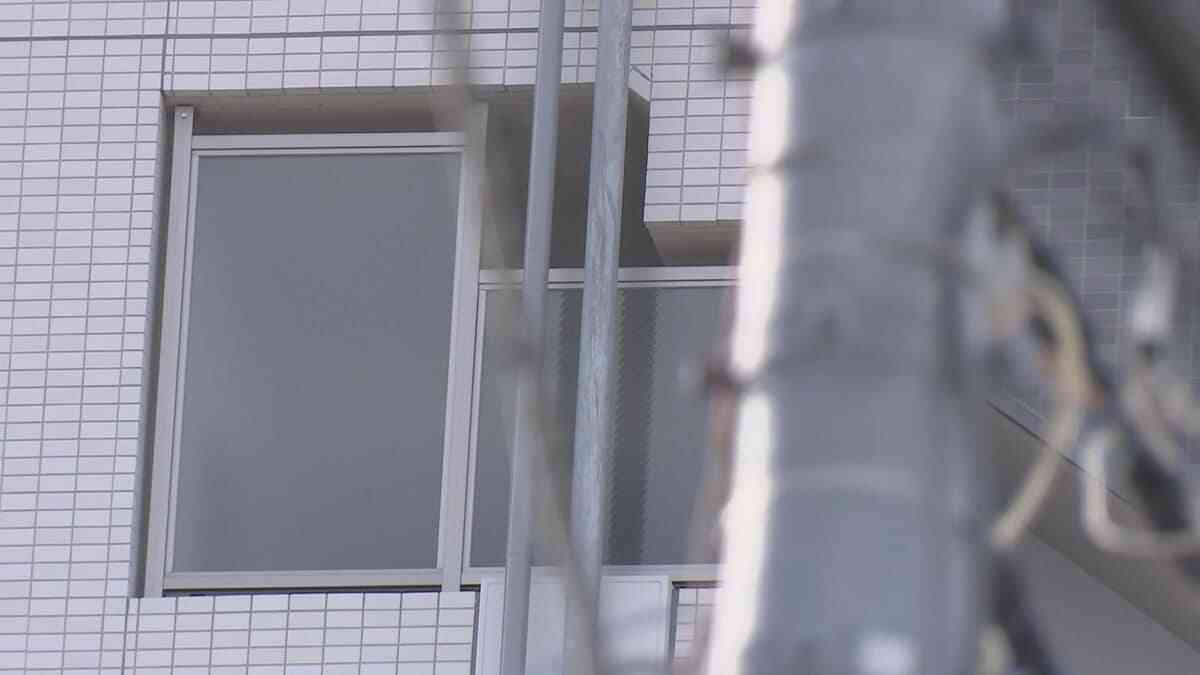 母親が小学3年の娘の首を絞め自殺図ったか　東京・豊島区のマンション　警視庁