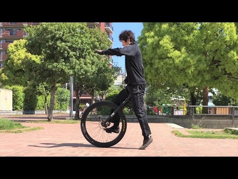 一輪車　空中乗りのやり方（ロールバックマウント）