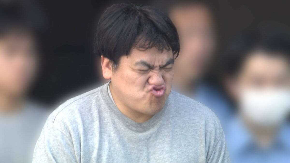 エハラマサヒロ、”水筒事件”教諭の変顔モノマネ投稿で炎上　「娘が被害者でも笑えるのか」批判殺到