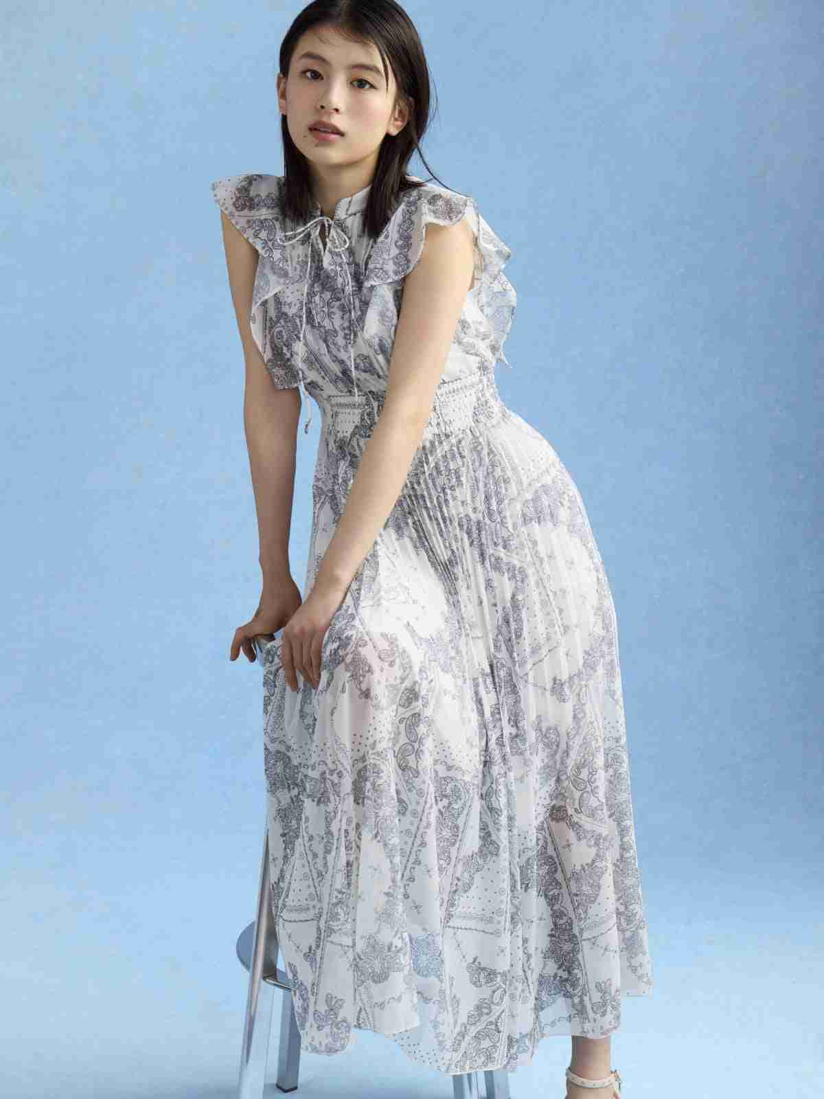 出口夏希“6つの美学”で魅せる 夏の最新LOOKを公開