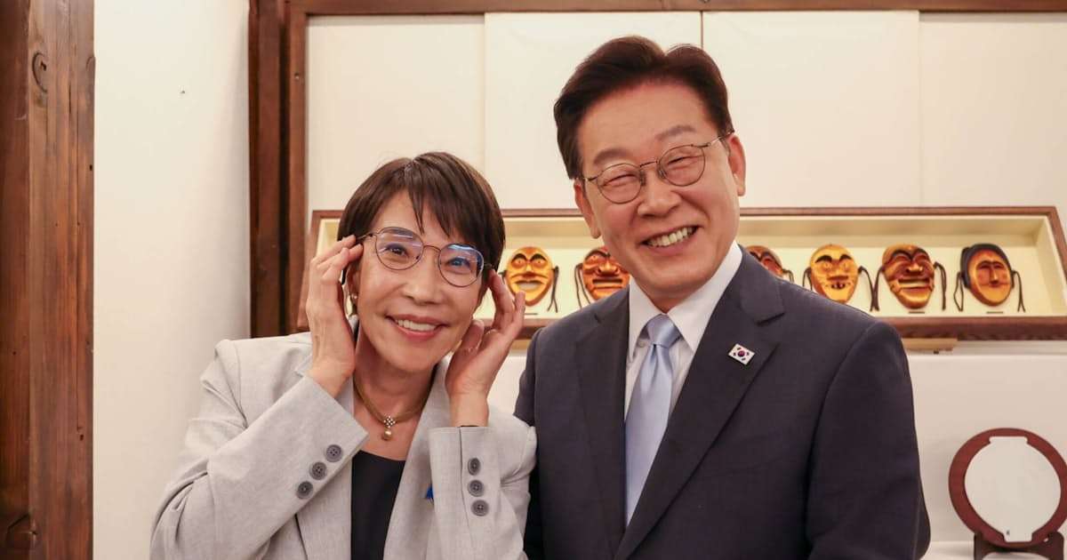 日韓首脳がプレゼント交換　高市早苗首相から鯖江メガネ、李在明氏は伝統の仮面 - 日本経済新聞