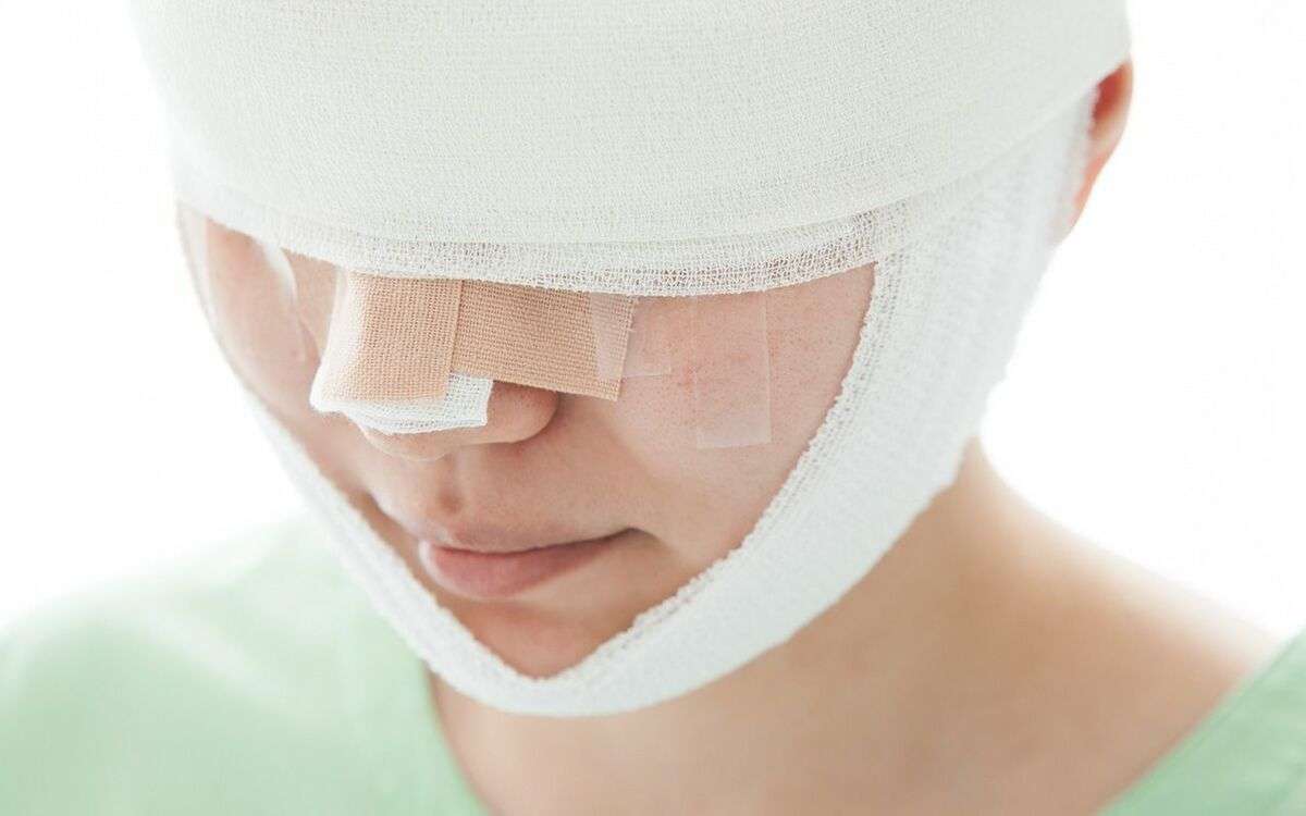 (2ページ目)「目が見えない」硫酸をかけられた男性の体はボロボロ、会社も辞める事態に…「いじめ被害者」の25歳大学生が『凶悪犯罪の加害者』に変貌しワケ（令和3年） | 文春オンライン