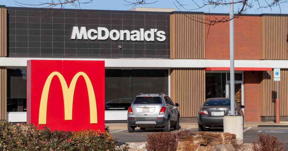 米マクドナルド店員、不衛生な行為で解雇。「気持ち悪すぎる」「もう外食できない」と批判殺到 | ハフポスト WORLD
