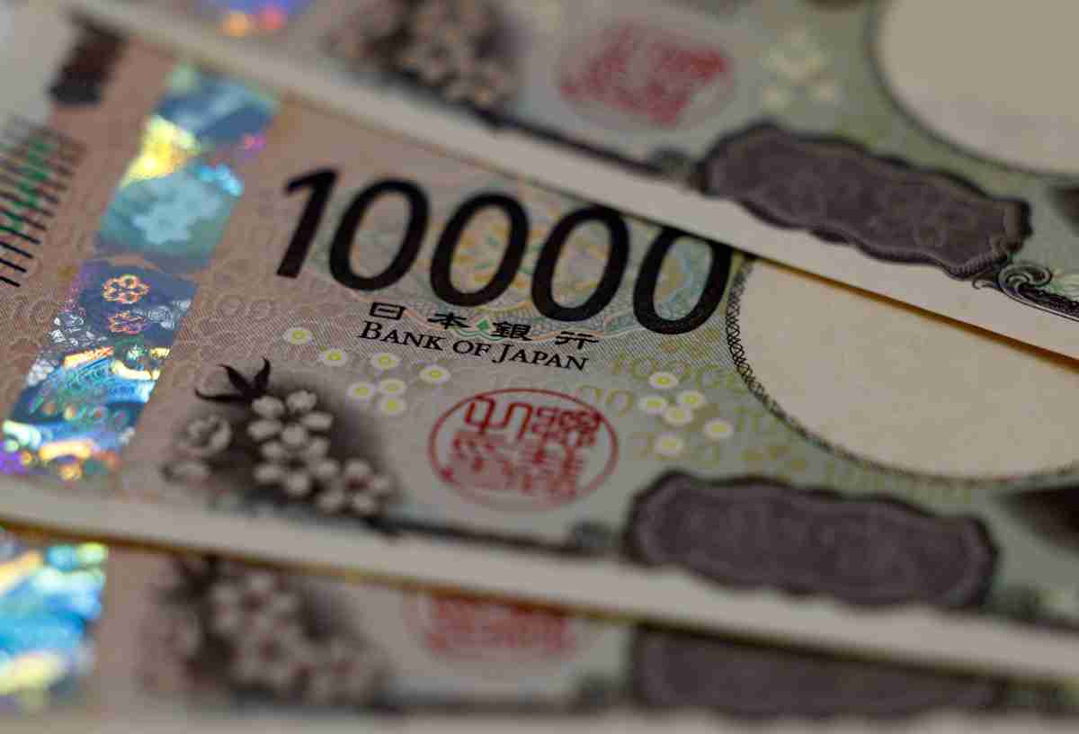 円の実力、凋落止まらず　56年前下回る、購買力減退（時事通信） - Yahoo!ニュース