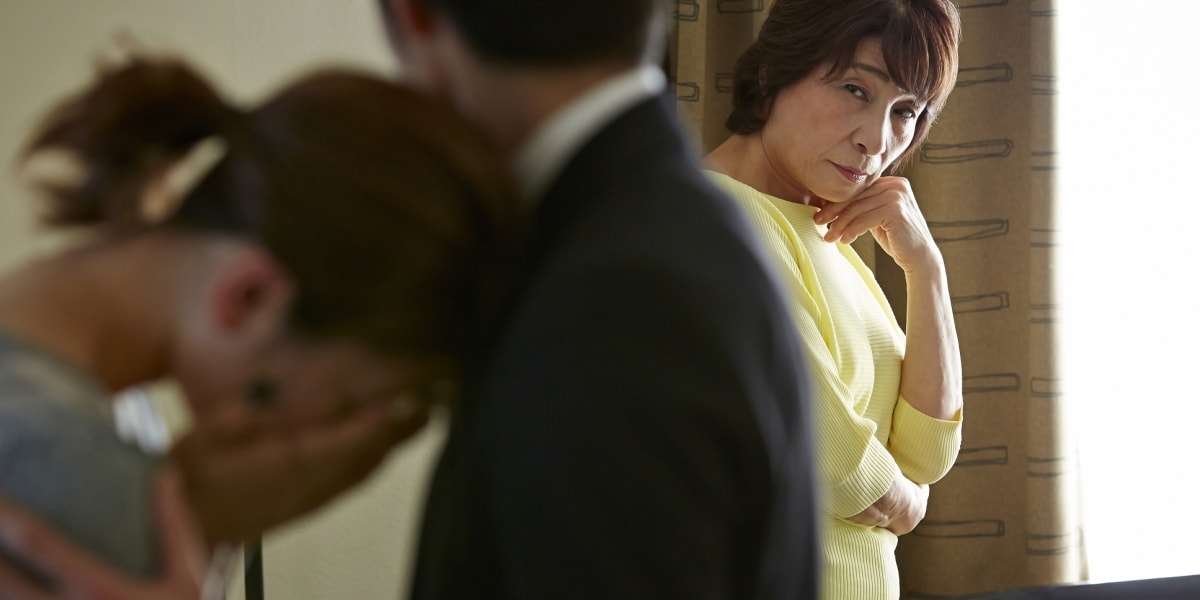 「お腹の子どもに魂は宿っていないから堕ろして」妊娠中に彼氏の母から暴言、慰謝料はとれる？ - 弁護士ドットコム