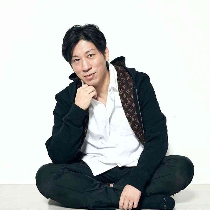 全裸シャンパンタワーの真偽は？ 経営者・坂井秀人氏「ADHDの薬」発言が招いた別軸の炎上