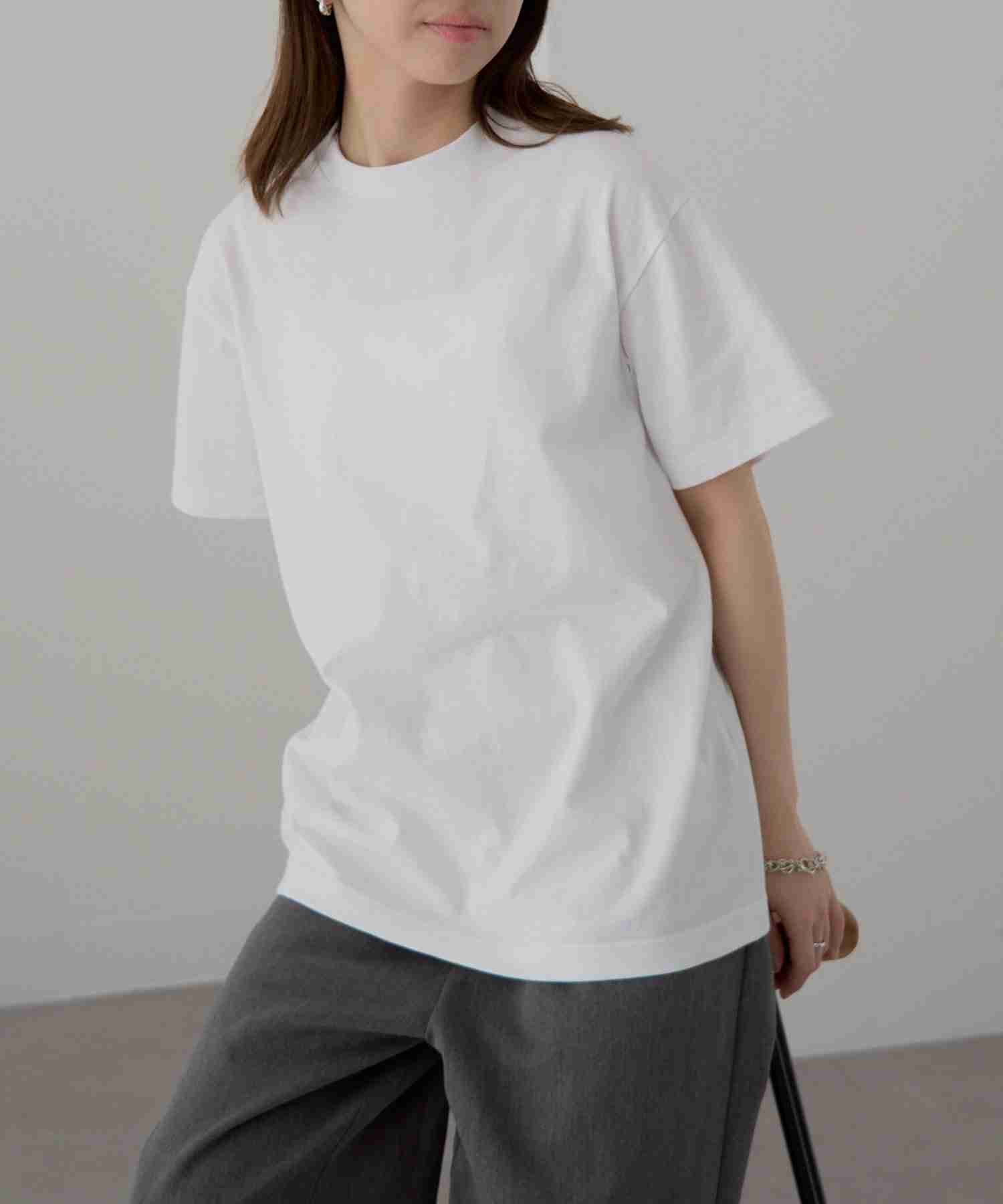 1枚で着られる白Tシャツ