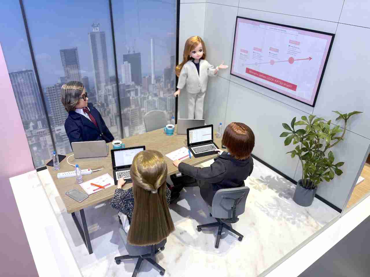 「全裸女体タワー」騒動の坂井秀人、AI生成主張から一転「やったこと認めます」と謝罪