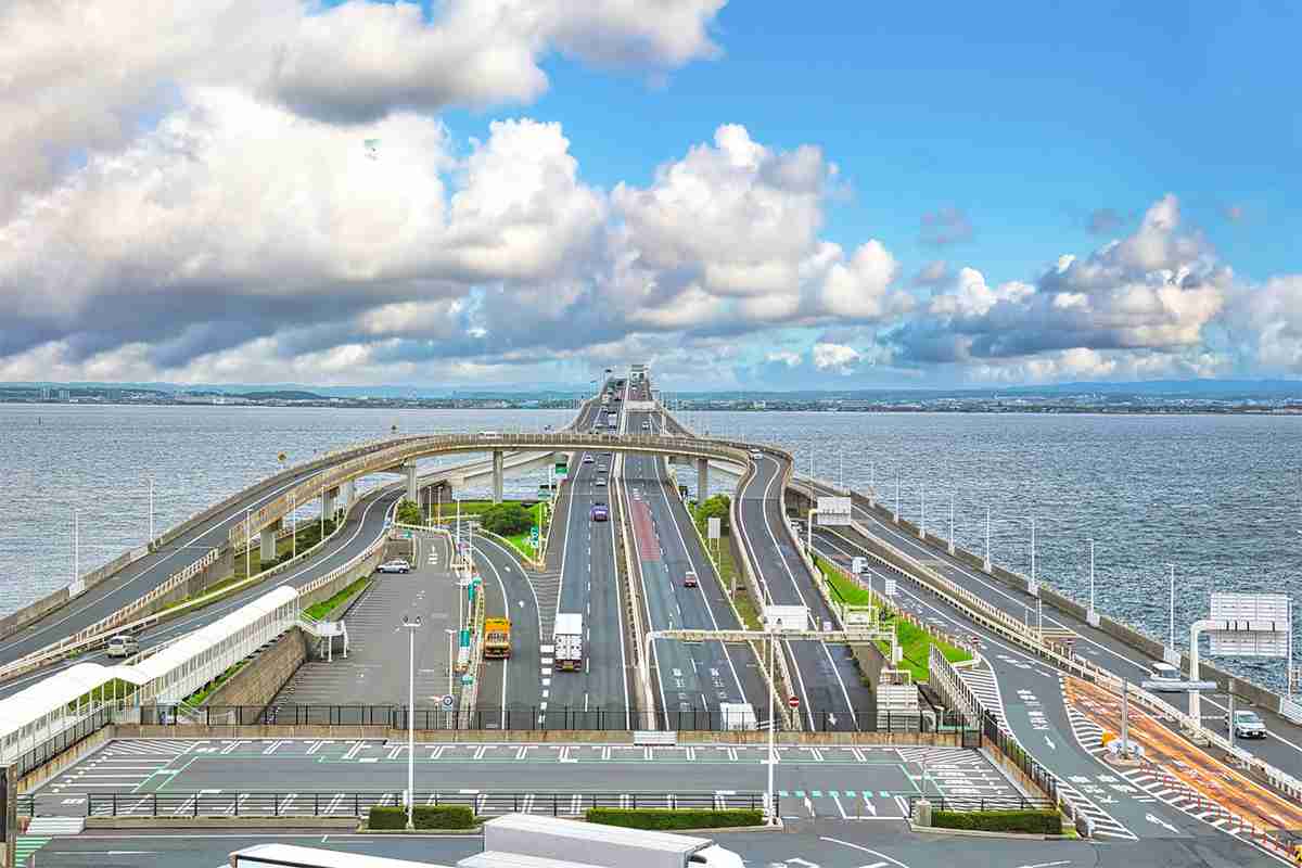 「ふざけんなよ」　海ほたるPAに大量の改造車集会、100台が写真撮影…閉鎖トラブル　怒り殺到の真相（ENCOUNT） - Yahoo!ニュース