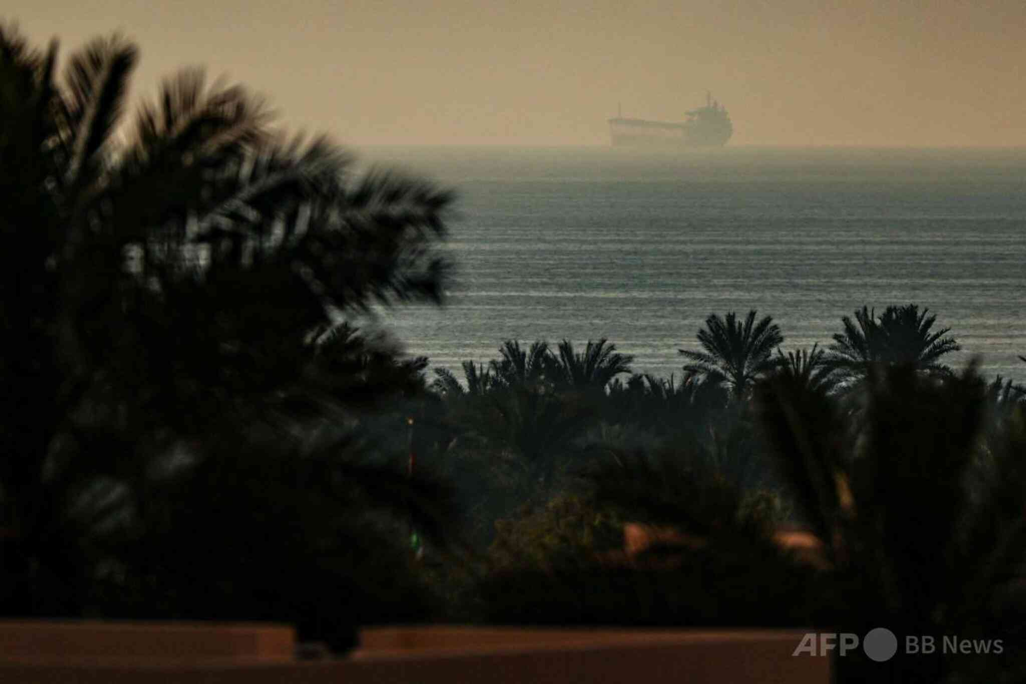UAE沖でタンカー攻撃「詳細不明の飛翔体」 英国海事機関（ＡＦＰ＝時事） - Yahoo!ニュース