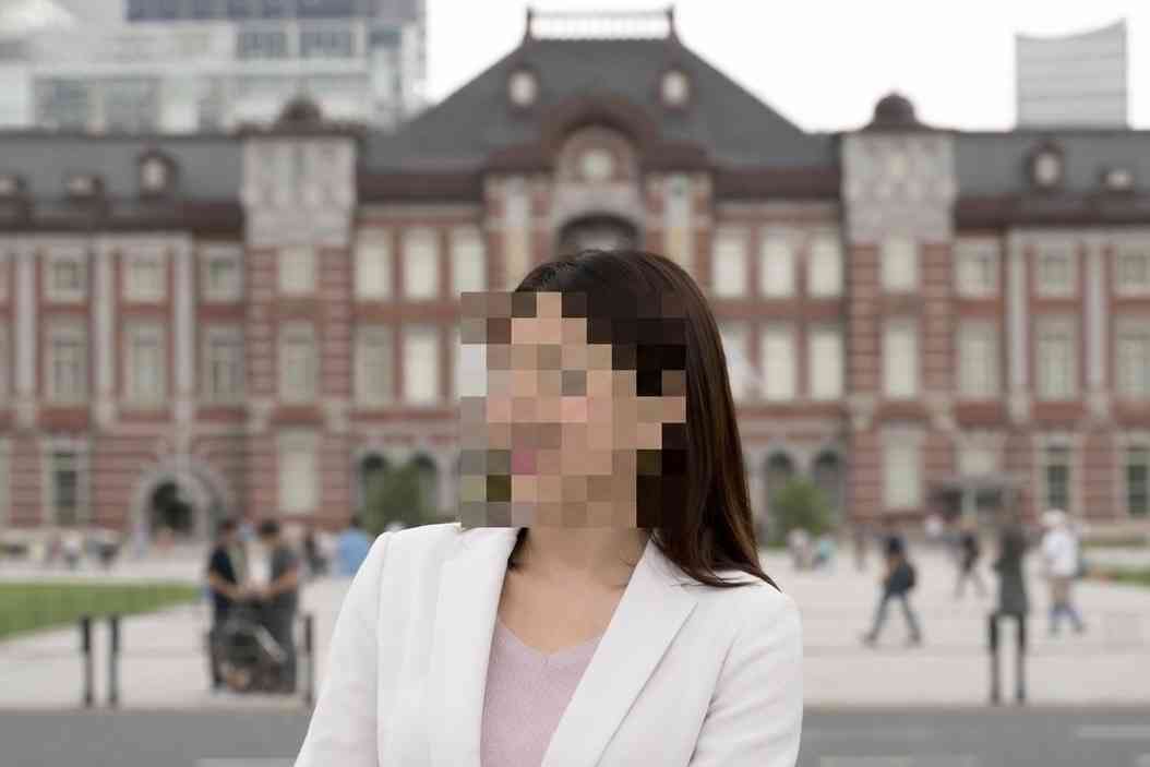         書類選考ナシ、55歳でも歓迎…生保レディの「ザル採用」に潜む罠。新人の“友達”を顧客リストとして使い潰す、焼き畑営業の裏側  |  日刊SPA!    