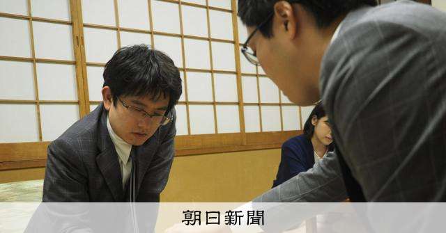 伝統芸能、なぜ正座？　将棋と囲碁は「日本の文化だから」：朝日新聞