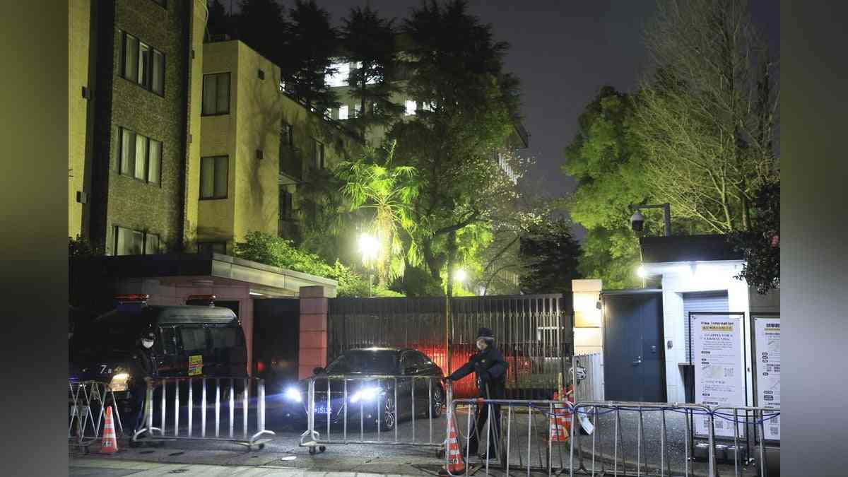 中国大使館に侵入容疑で逮捕の陸自３尉、銃刀法違反の疑いで再逮捕…「黙秘します」 : 読売新聞