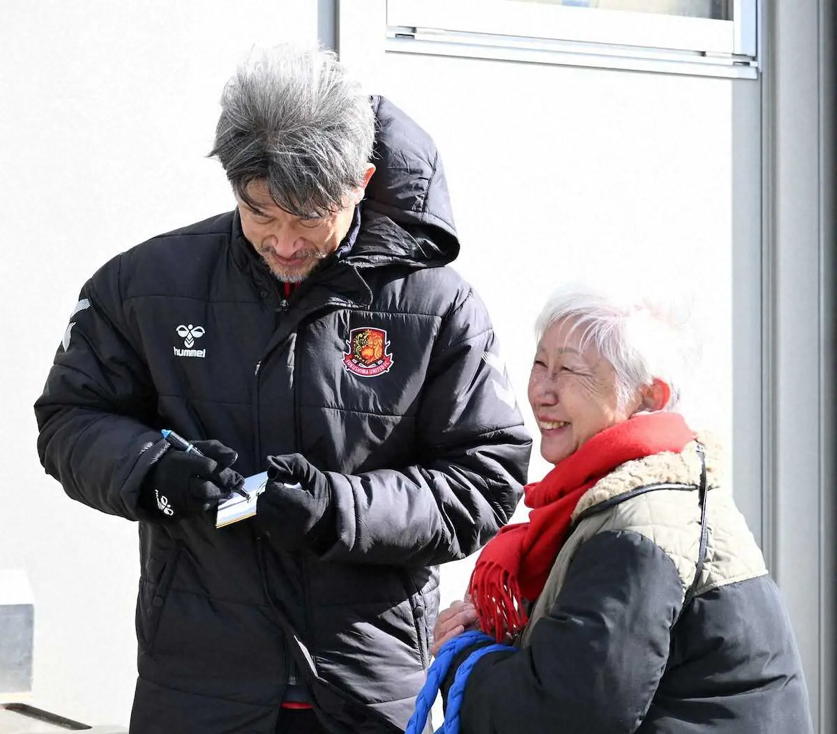 59歳カズ　母への感謝忘れず“愛の掛け算”　毎朝脳の体操に「必ずLINEで送ってる」