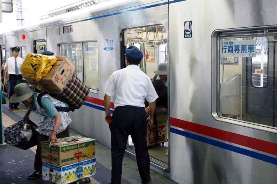 かつて東京の「胃袋」を支えた行商人たちがいた 消えゆく彼らの記憶と痕跡を想う | アーバンライフ東京
