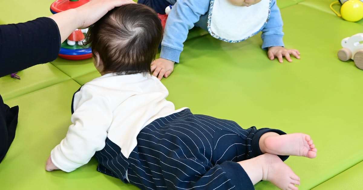 ［社説］子育ては社会全体の責任だ - 日本経済新聞