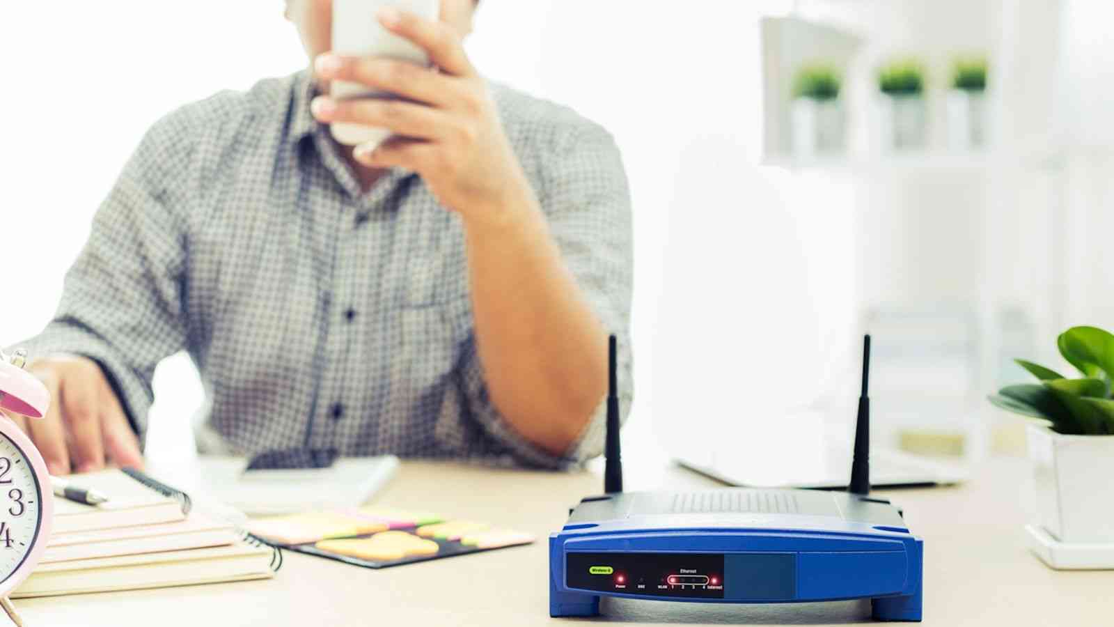 設置からずっと放置はNG！ Wi-Fiルーターの乗っ取り被害とその対策とは - 知って得するWi-Fi雑学：日経クロステック Active