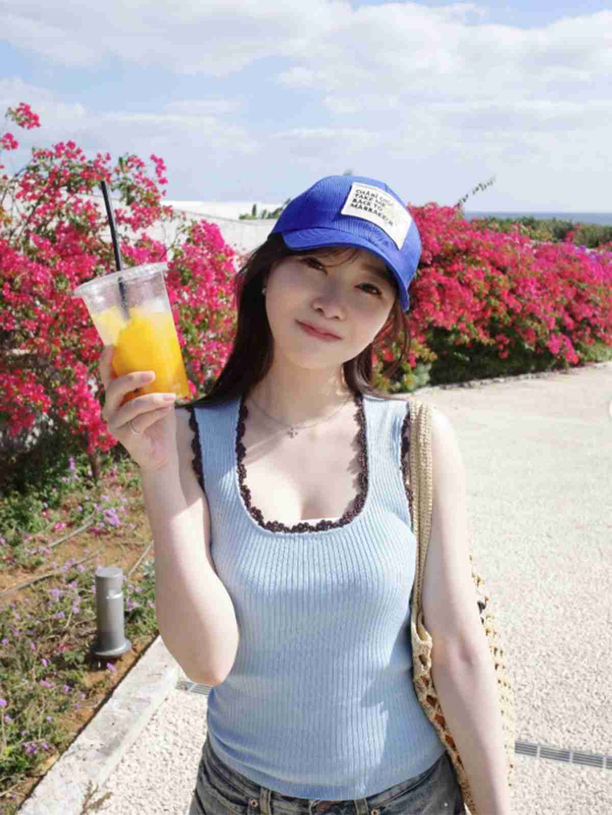 指原莉乃　ヘルシーな装いに“高級ブランド”ネックレスが！過去には「230万円時計」を購入、「マンション2戸所有」明かしてきた“セレブぶり”
