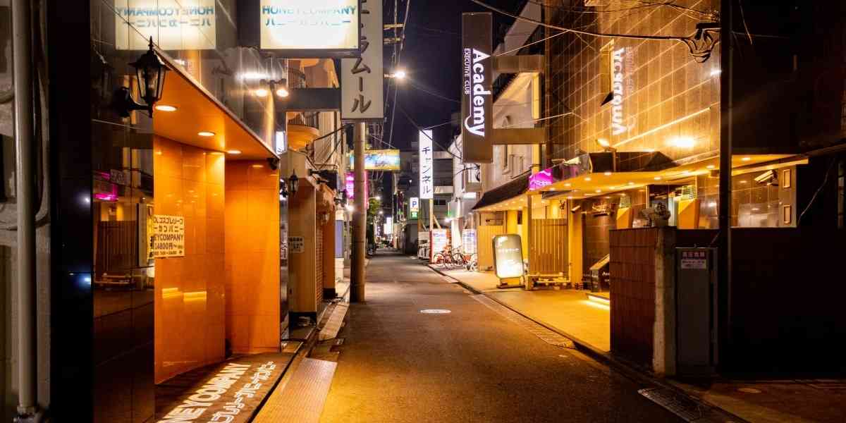 「あんな女性を抱けるとは」ソープ接待の発端は「タイ出張」  東大汚職事件、法廷で語られた異様な内幕 - 弁護士ドットコム