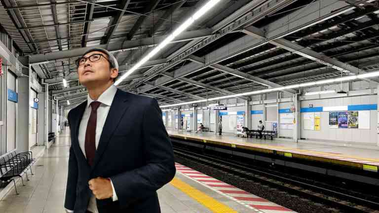 東西線の異界駅で乗り換えをした話│時間旅行