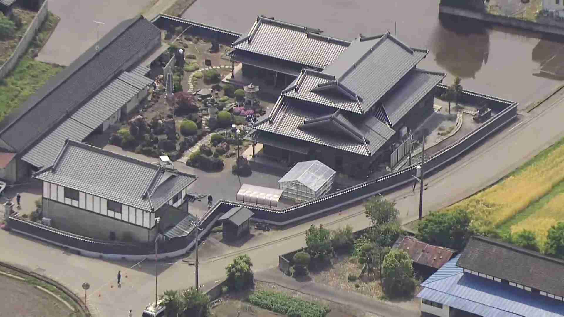 【速報】栃木・上三川町強盗殺人事件　28歳男と25歳女を強盗殺人容疑で逮捕　指示役とみられる（FNNプライムオンライン（フジテレビ系）） - Yahoo!ニュース