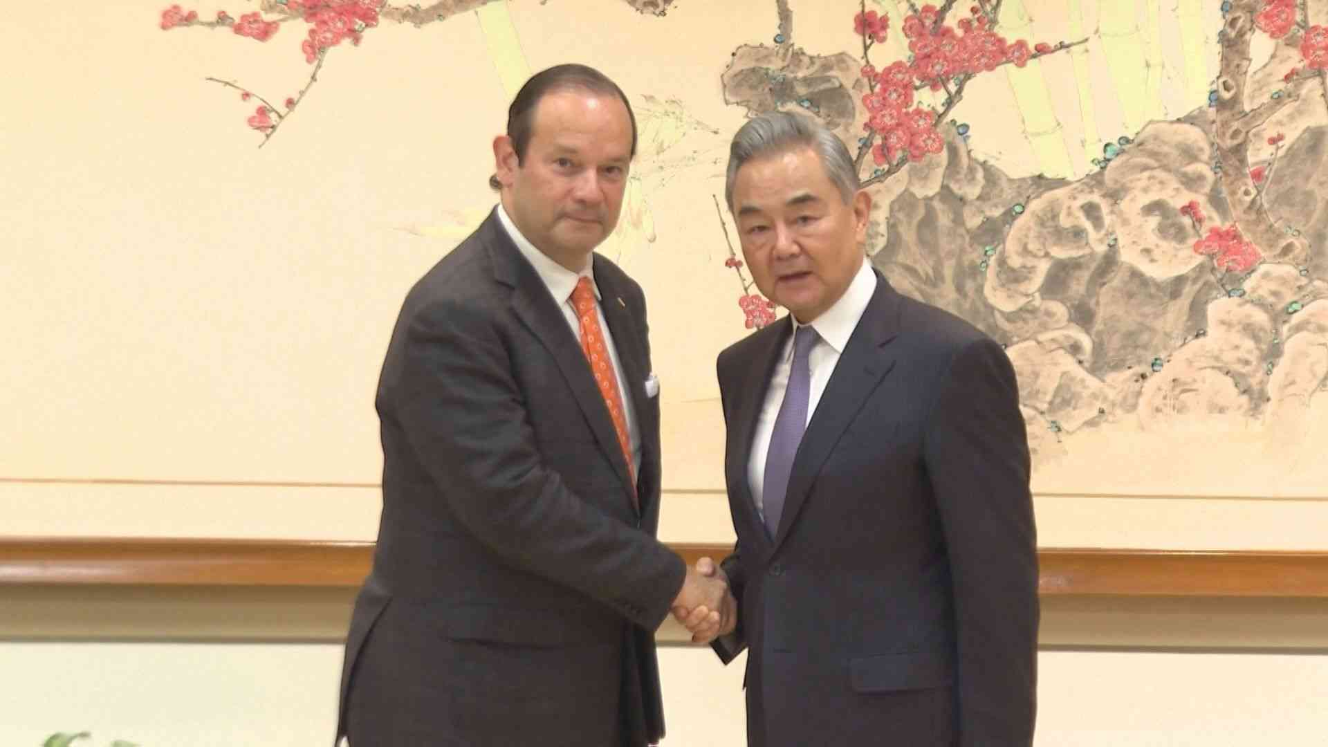 中国外相　パナマ外相に中国企業の権益守るよう要請　香港系企業のパナマ運河港湾運営権取り消し念頭に（TBS NEWS DIG Powered by JNN） - Yahoo!ニュース