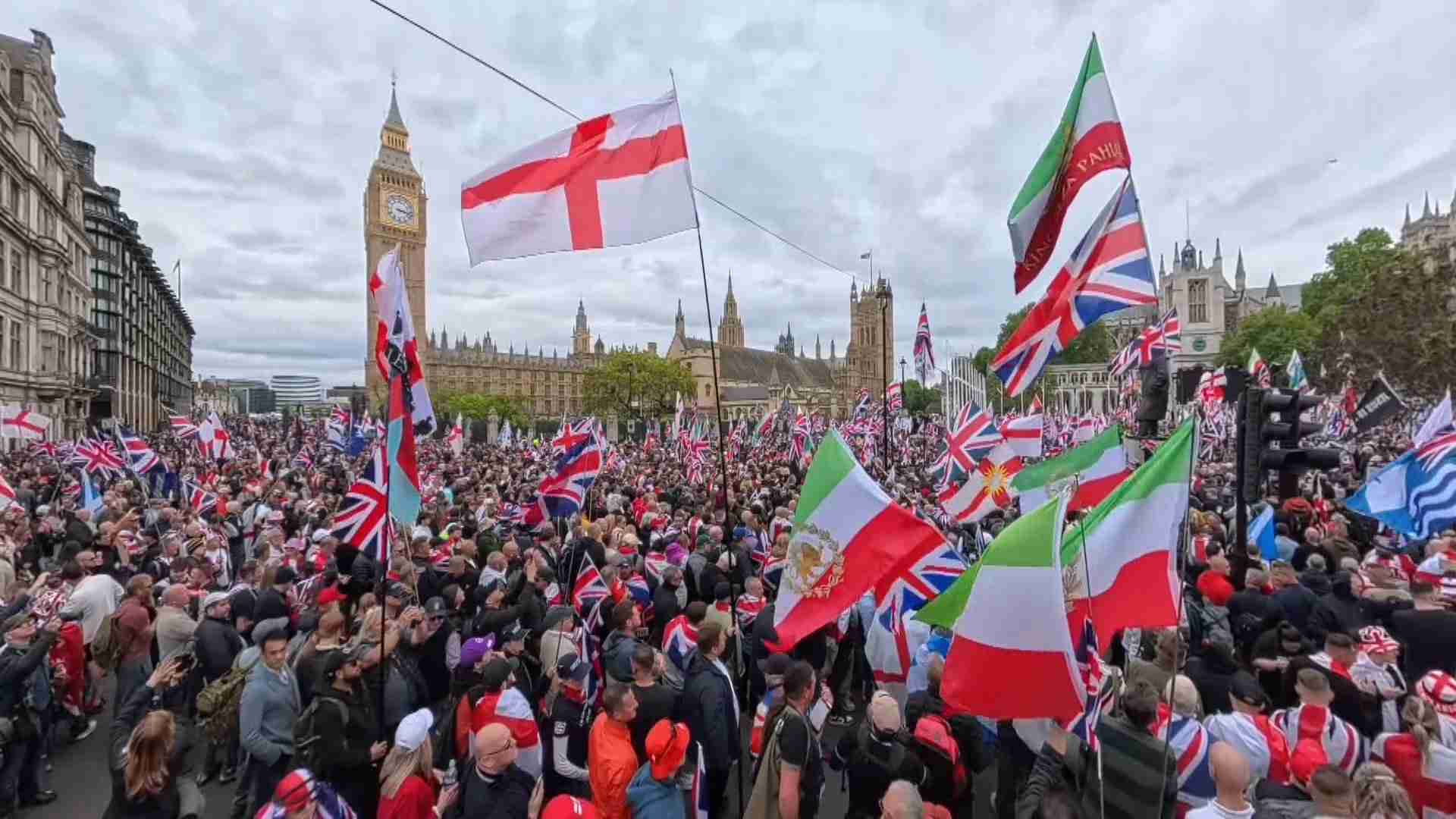 ロンドン2カ所で大規模デモ　移民・難民政策への反対　パレスチナへの連帯、人種差別など　合わせて約8万人参加で43人逮捕　イギリス（FNNプライムオンライン（フジテレビ系）） - Yahoo!ニュース