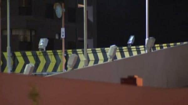 5歳男児が重体　チャイルドシートを使用せずか　祖母が運転する軽自動車が立体駐車場のスロープを下っていた際に壁に衝突｜FNNプライムオンライン