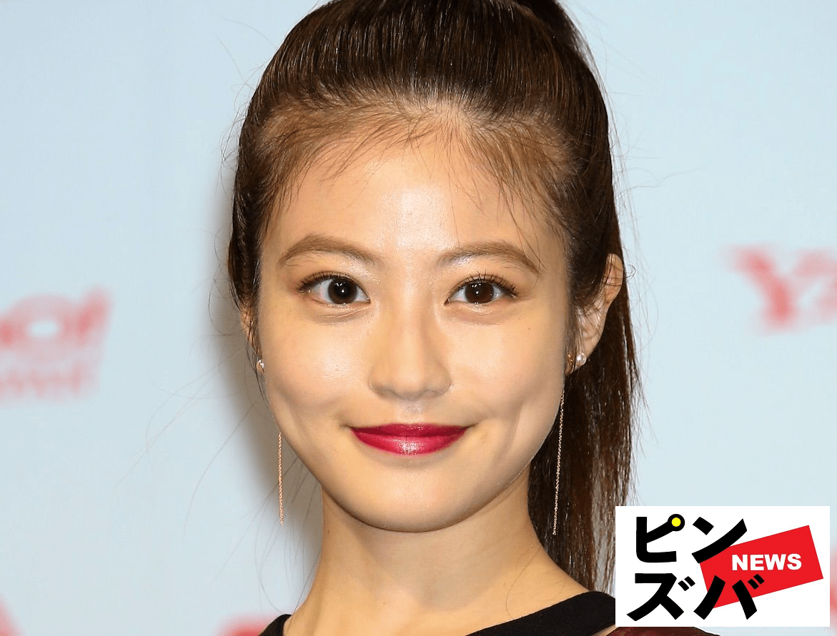 「色っぽかわいい」と話題の“16万円インナー”コーデを今田美桜も披露　元乃木坂46・齋藤飛鳥の「攻めすぎ」姿に反響｜概要｜ニュース｜ピンズバNEWS