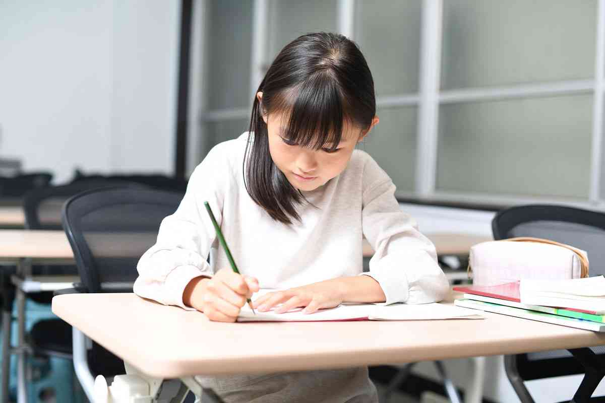デジタル教科書の押しつけは「学力低下」を招く…　北欧の失敗から学ぶべき教訓 | デイリー新潮