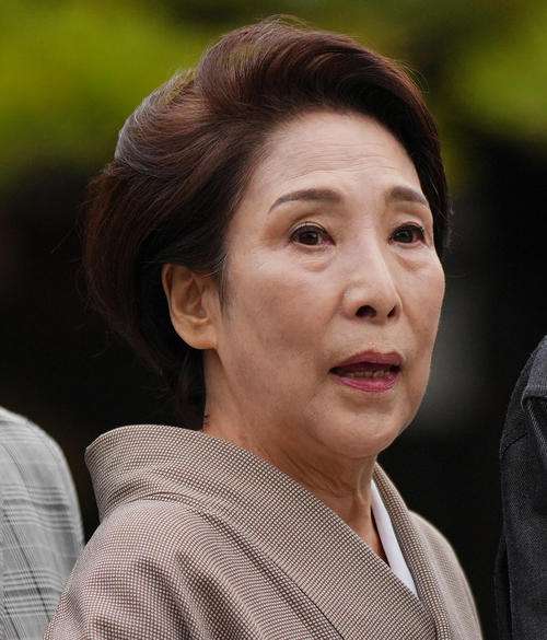 きれい好きすぎる波乃久里子に、おいの中村勘九郎、七之助も困惑？「家では裸で歩いてる」 - 芸能 : 日刊スポーツ
