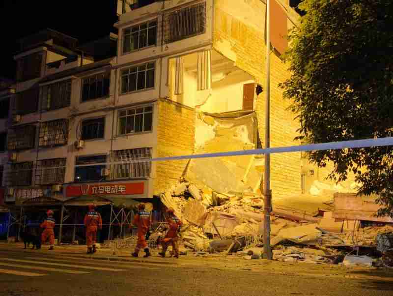 中国南西部でM5.2の地震、死者2人　7千人が避難・建物倒壊（ロイター） - Yahoo!ニュース