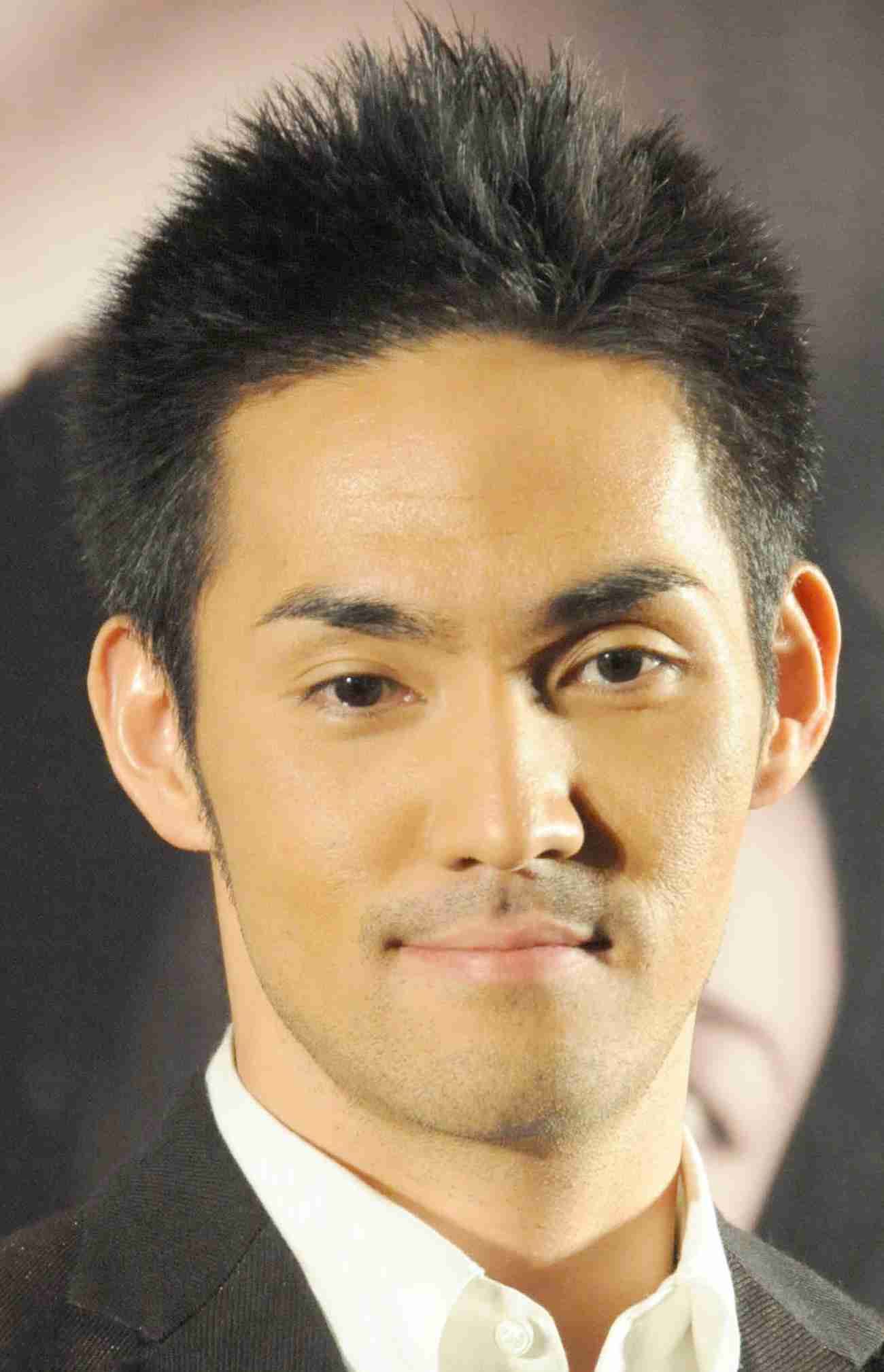 歌手の中孝介が男性へのわいせつな行為で現行犯逮捕、都内の銭湯で　07年発売の「花」がヒット - 芸能 : 日刊スポーツ