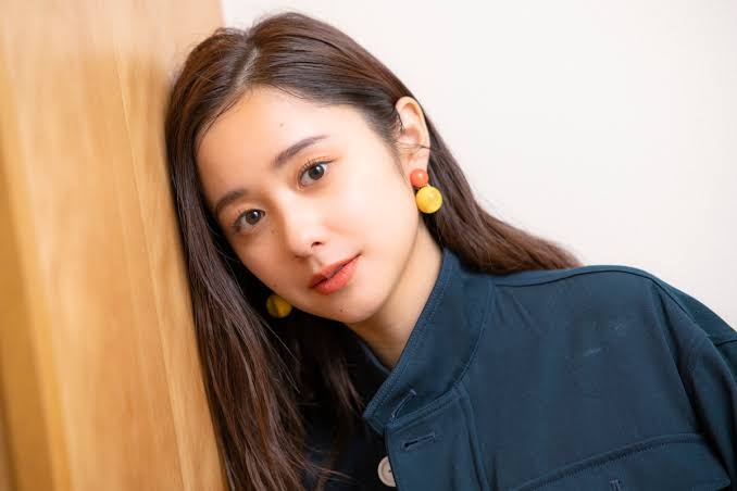 前髪なしが似合っている有名人が見たい【画像】