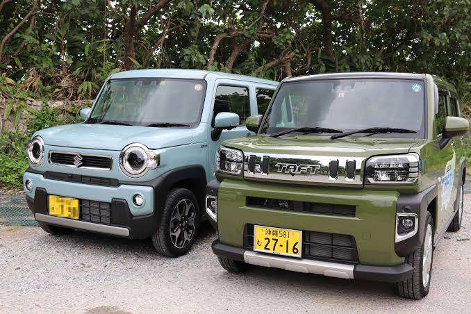 私は車を買うときにこれとこれで迷いました