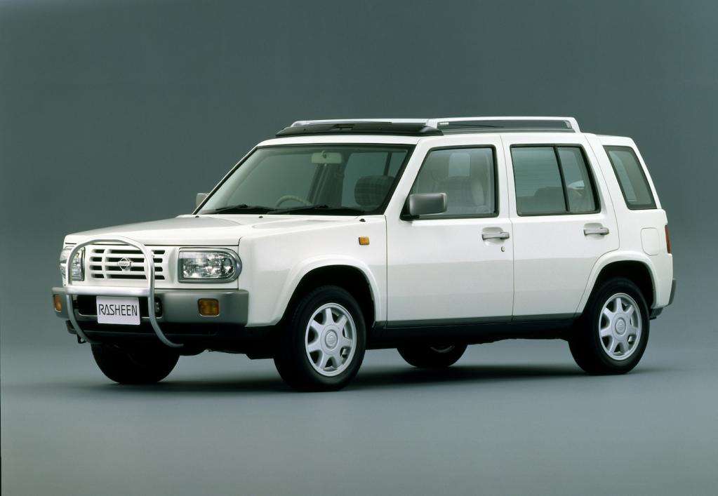 日産、新型「エルグランド」を公開　16年ぶりフルモデルチェンジ　経営再建の行方占う1台