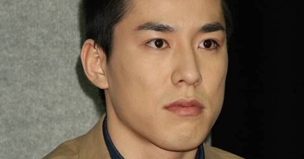 【画像・写真2枚目】「短期間でこんなに?!」31歳の不祥事俳優　肉体改造の“金髪激変姿”にネット衝撃 | 女性自身