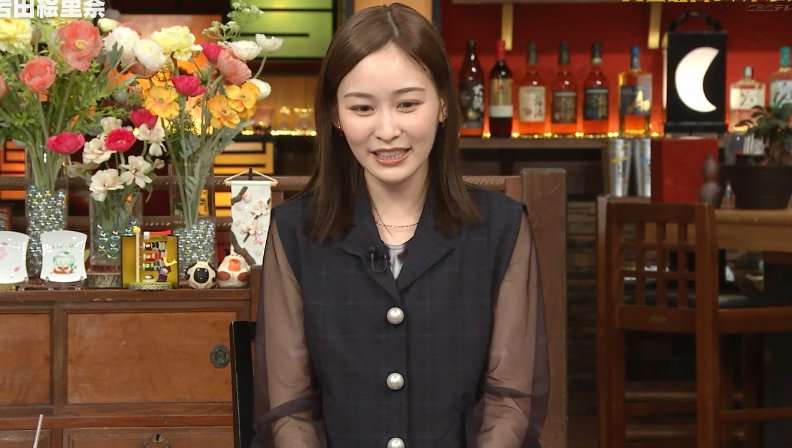 「もう好感度は捨てて着たい服を着てます」元日テレ・岩田絵里奈アナ、ゲスト出演番組衣装が「スッケスケ」…「人生最高レストラン」