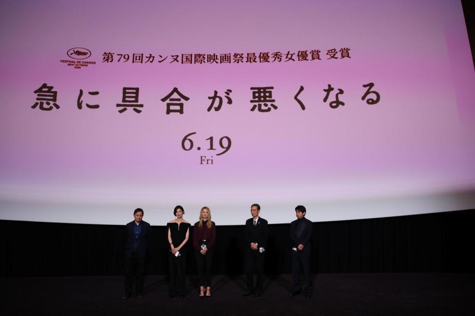 腰の高さが凄すぎ！　カンヌ受賞の岡本多緒　177cm舞台挨拶が圧倒的　モデル名は超有名「あの人か！」「見たことあると思った」「背が高い！」