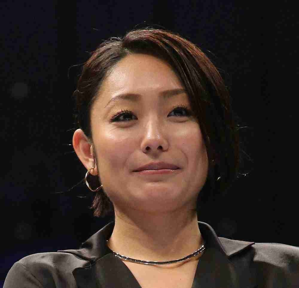 安藤美姫、教え子とのデート報道で涙の謝罪「軽率な態度でご迷惑を」　不適切な関係は否定「事実無根」