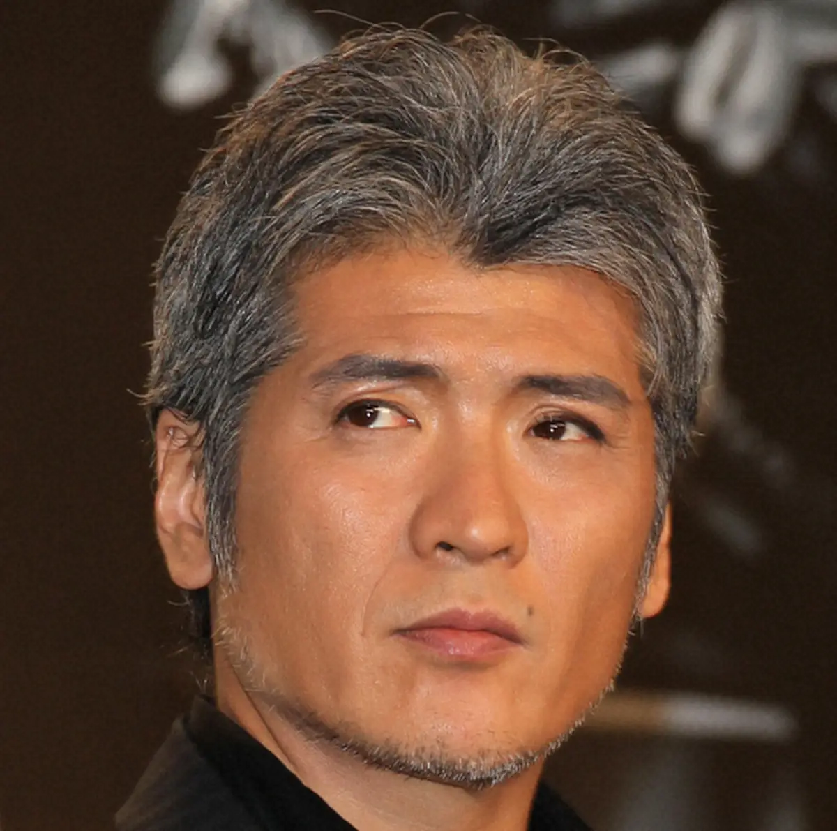 吉川晃司　左目の失明危機で緊急手術　2公演の延期を発表　手術成功も「激しい運動控える制限があるため」 - スポニチ Sponichi Annex 芸能