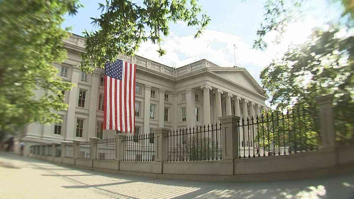 トランプ政権　ロシア産原油の購入を再び容認　ベッセント財務長官が「制裁緩和延長しない」明言から2日で方針転換 | TBS NEWS DIG