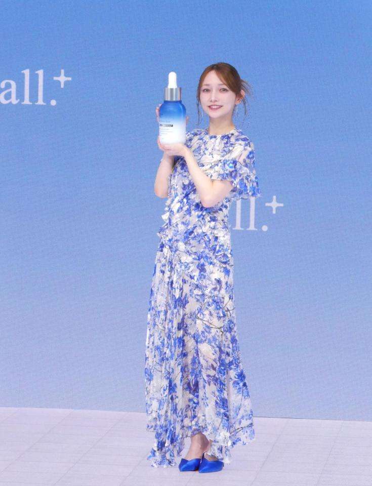 うわっ「若返ってる!」後藤真希、久々に会見に現る 透き通る美しさに騒然 透明感ママの最強ビジュ「えぐい美人」「奇跡の40歳」「努力の賜物」