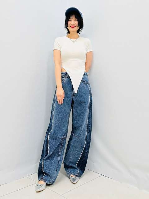 《股の部分がボタンで開く》美人インフルエンサーらが披露する「ボディスーツ」が体型論争に「今夏日本でも流行の兆し」