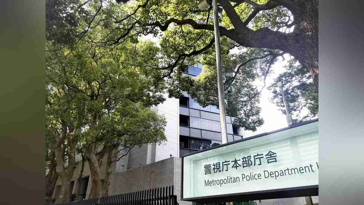 東京都新宿区:配管つたいマンション３階の部屋に侵入、３００万円と高級腕時計など盗んだ疑い…フィリピン国籍の男逮捕 : 読売新聞