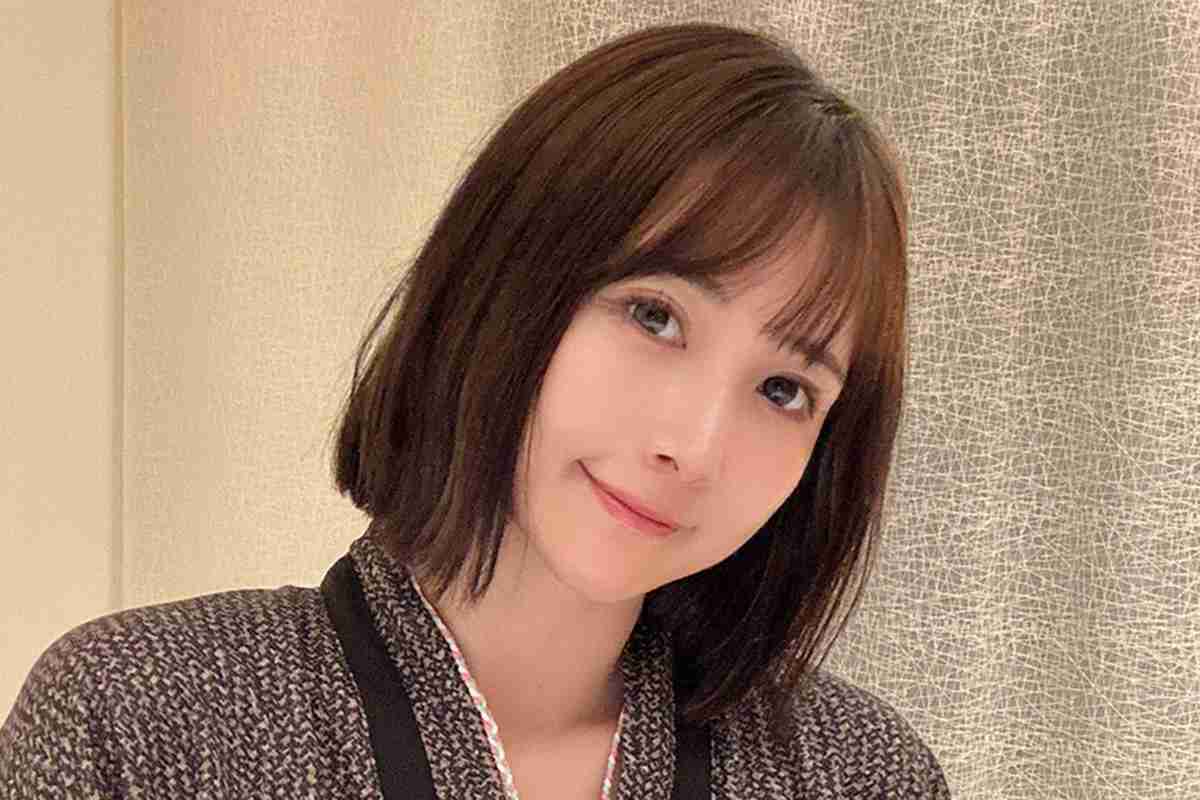 「道産子なのでもうこんな格好で」グラドルが電車内でまさかの服装　ファンも驚き「寒く無いんですか？」