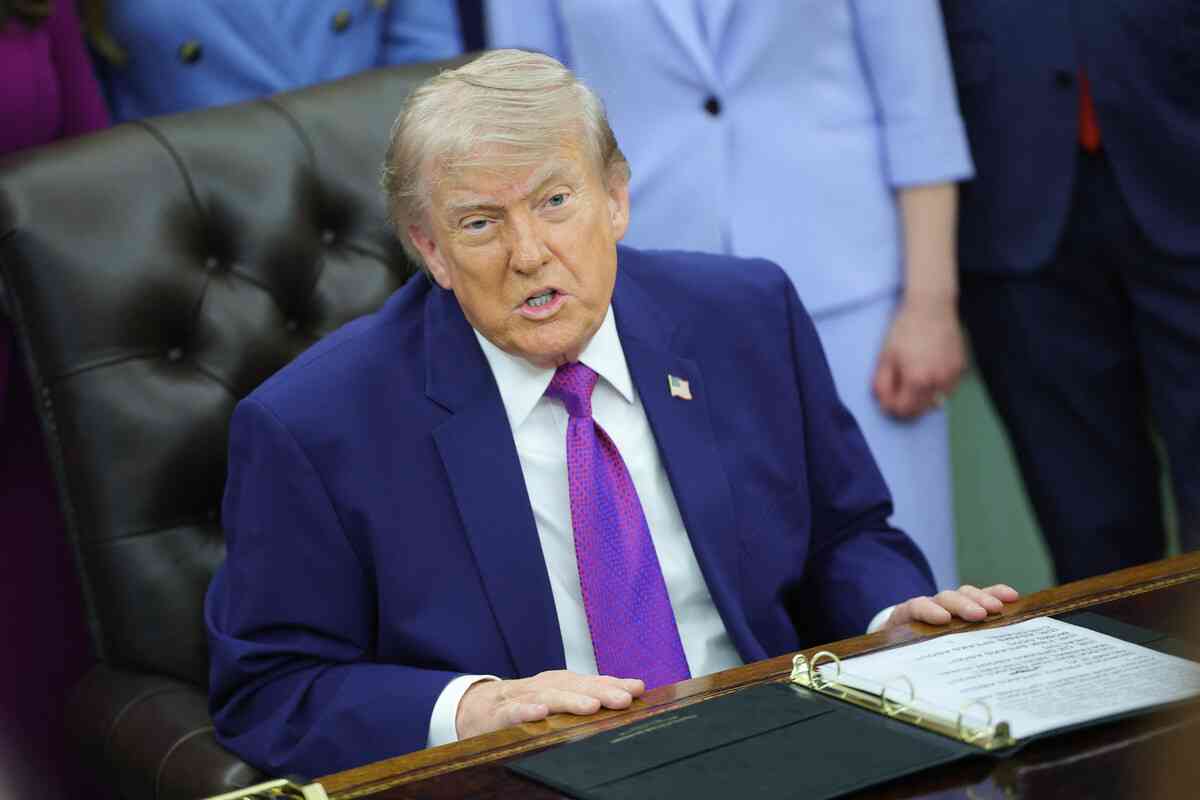 トランプ氏、軍事行動の再開示唆　イスラエル首相と電話会談　19日に作戦協議か・イラン情勢（時事通信） - Yahoo!ニュース