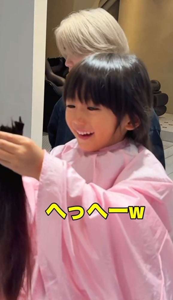 ヘアドネーションで来店、ロングヘアの“女の子”かと思ったら…30センチカット後まさかの姿に「美少年すぎる」「天使発見!」